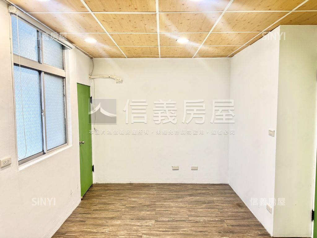 市府旁．邊間採光房屋室內格局與周邊環境