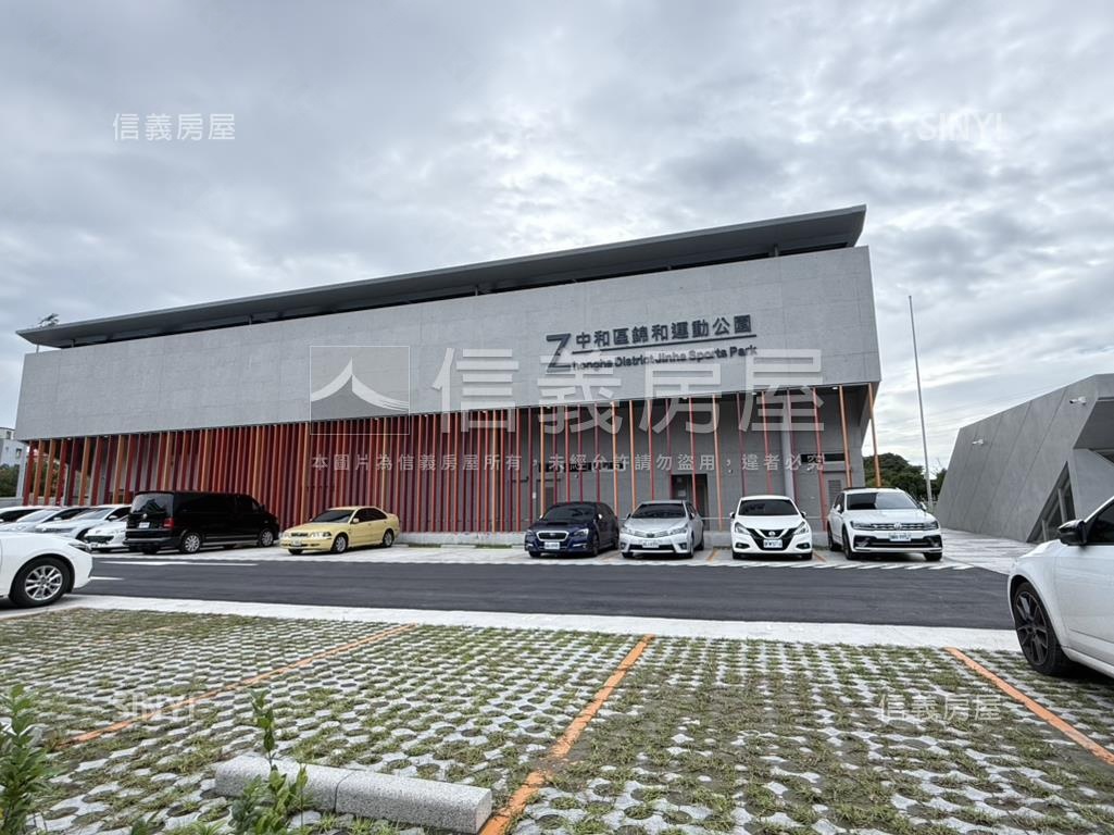 學校大空間邊間一樓房屋室內格局與周邊環境