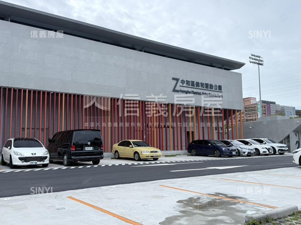 稀有錦和邊間大空間一樓房屋室內格局與周邊環境