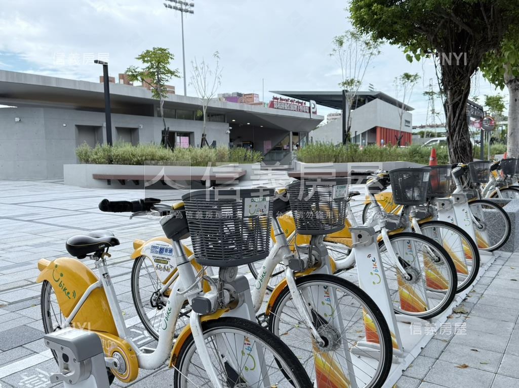 稀有錦和邊間大空間一樓房屋室內格局與周邊環境