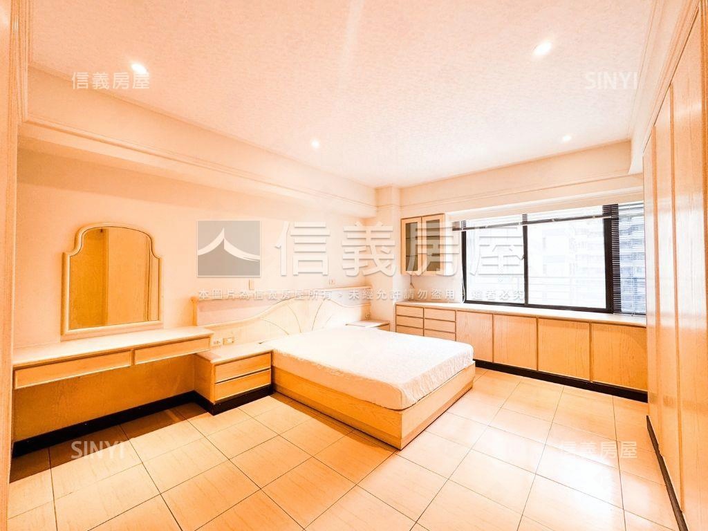正言路哈佛稀有大五房平車房屋室內格局與周邊環境