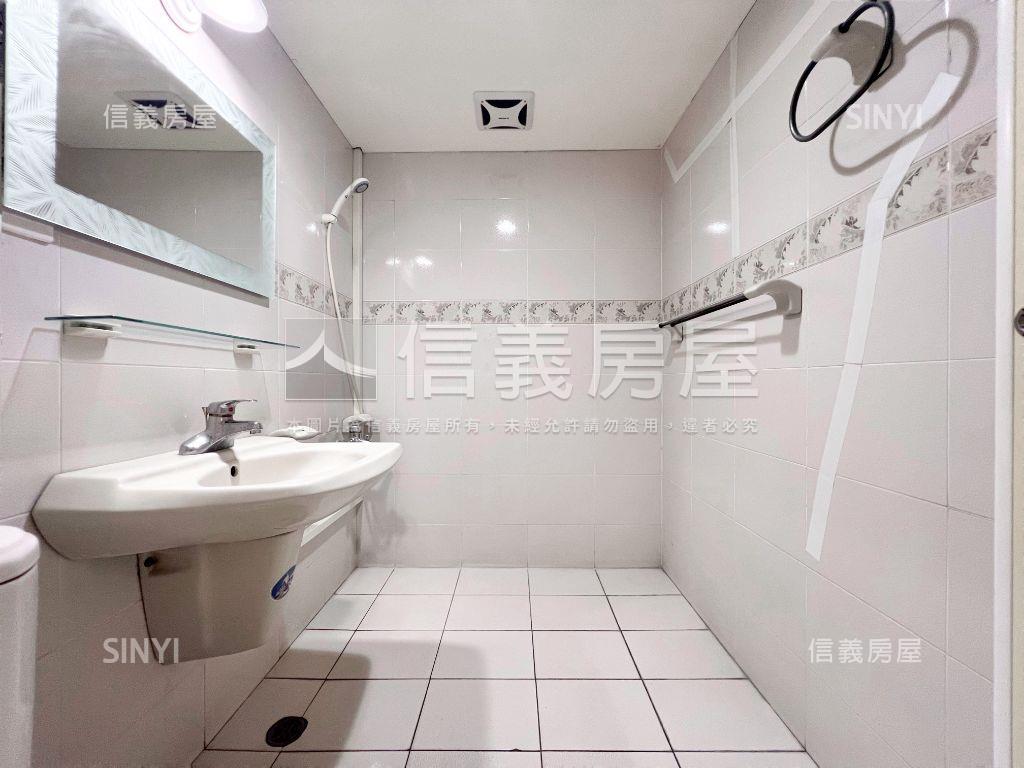 正言路哈佛稀有大五房平車房屋室內格局與周邊環境