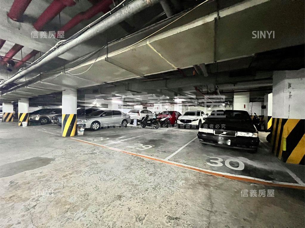 正言路哈佛稀有大五房平車房屋室內格局與周邊環境