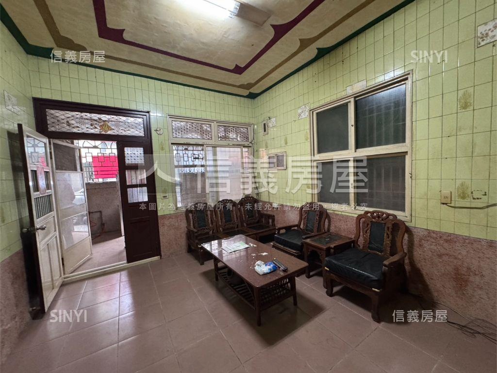 歸仁市心活路孝親傳統透天房屋室內格局與周邊環境