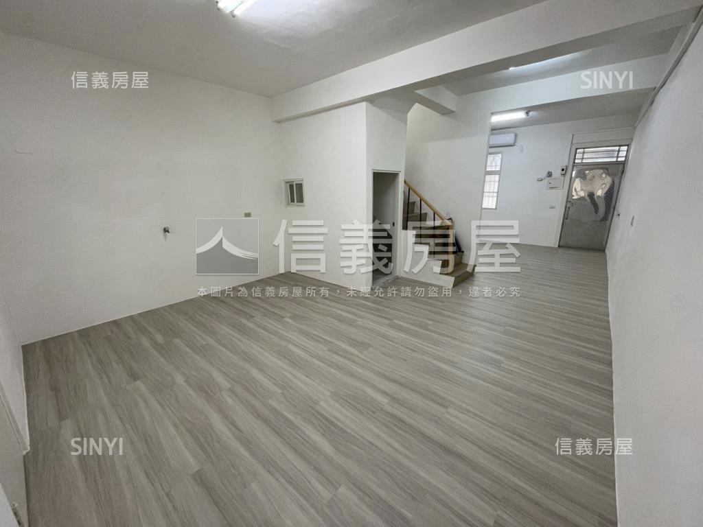 鄰台７４稀有美透天房屋室內格局與周邊環境