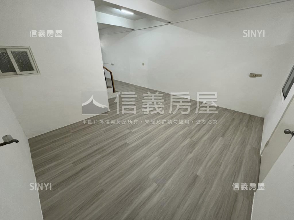 鄰台７４稀有美透天房屋室內格局與周邊環境