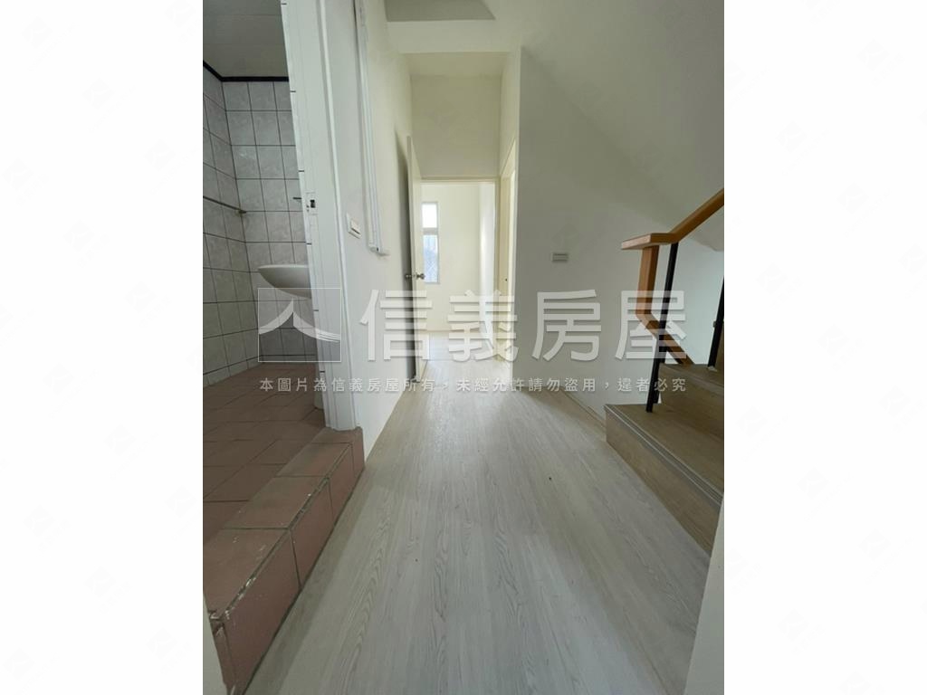 鄰台７４稀有美透天房屋室內格局與周邊環境