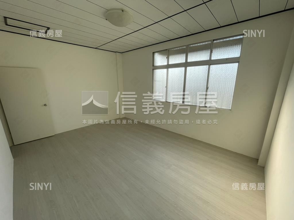 鄰台７４稀有美透天房屋室內格局與周邊環境