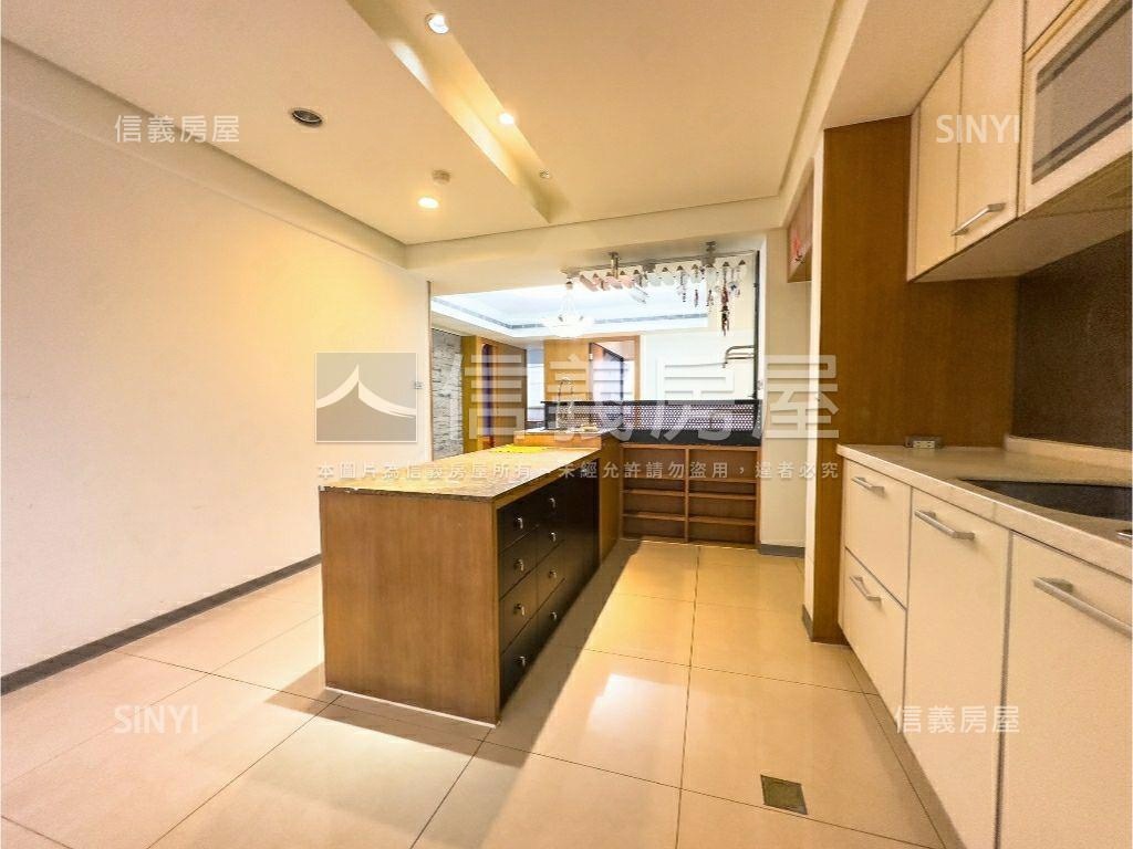 《台大御園》經典六房房屋室內格局與周邊環境