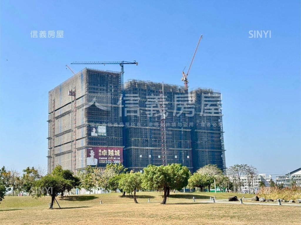 南科悅揚稀有頂樓戶房屋室內格局與周邊環境