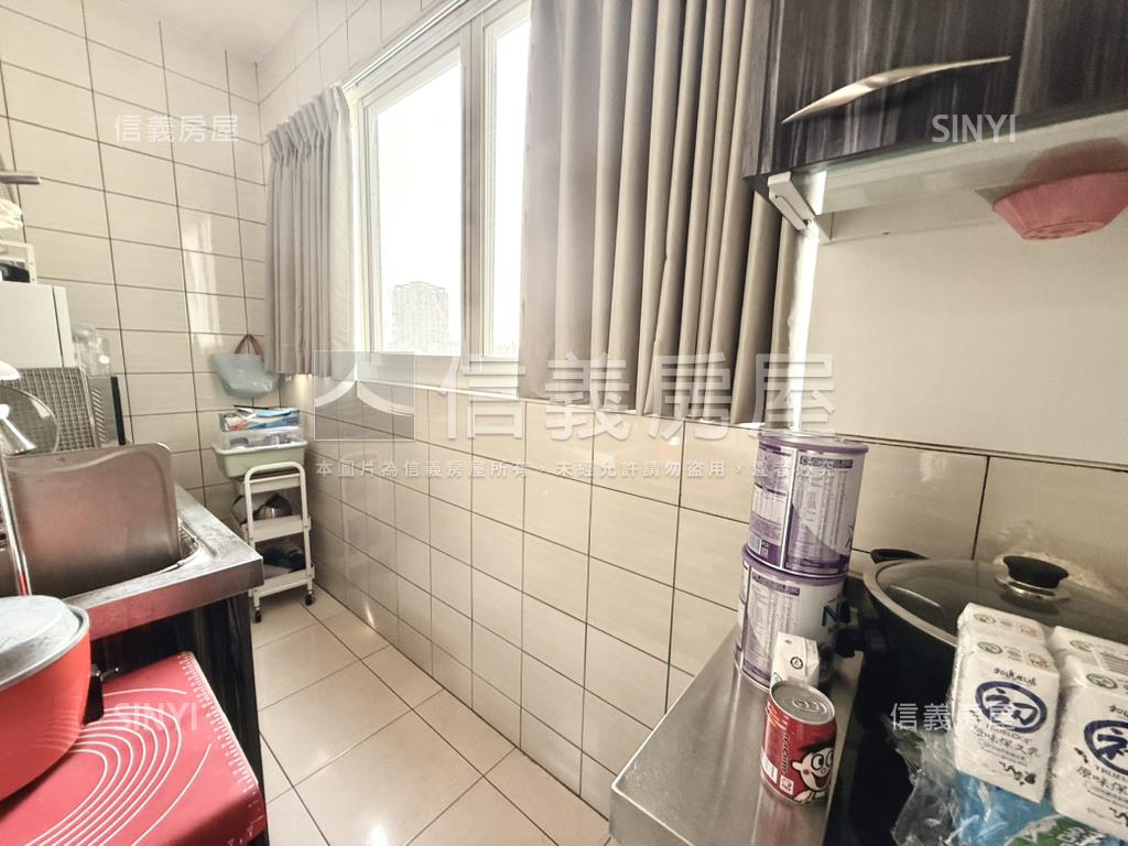 力漢好心晴三面光兩房房屋室內格局與周邊環境