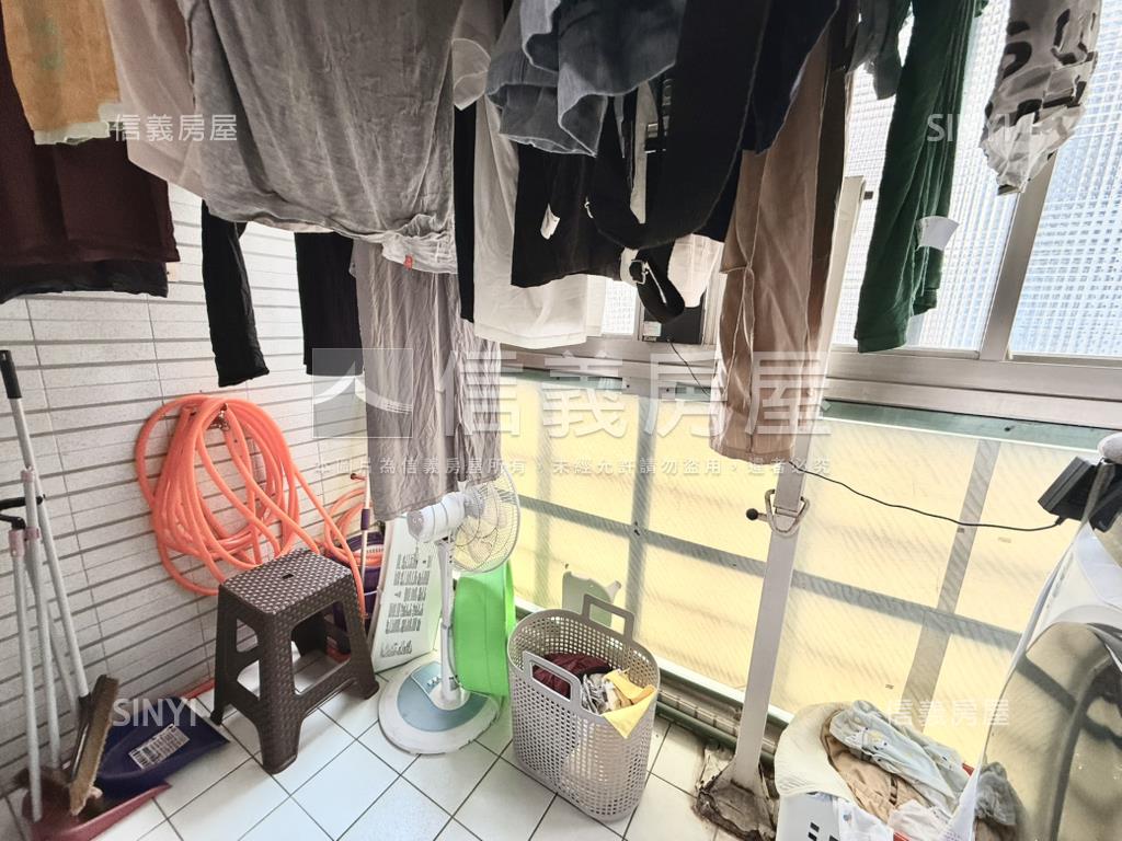 力漢好心晴三面光兩房房屋室內格局與周邊環境