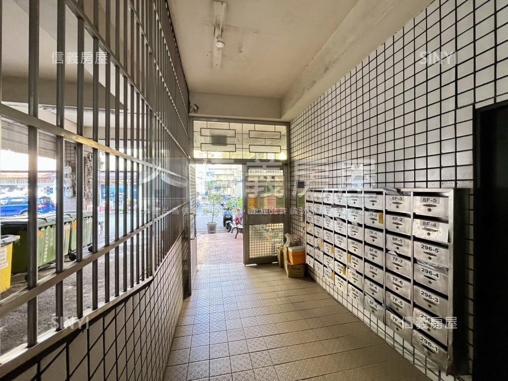 天津華廈三房有車位房屋室內格局與周邊環境