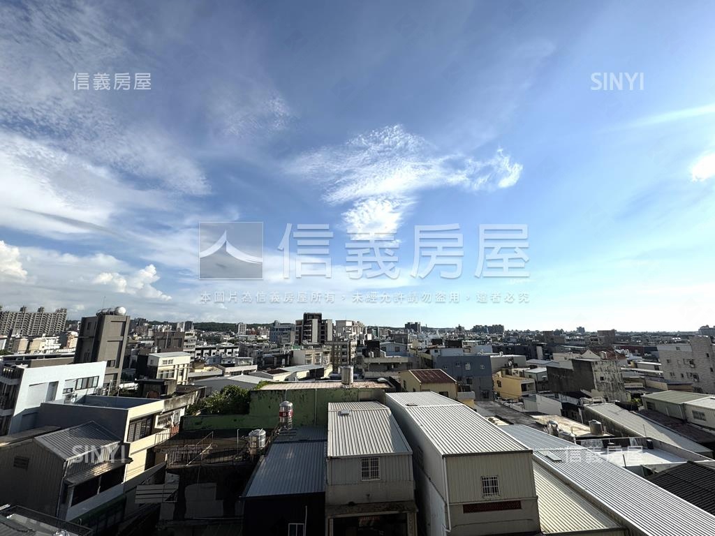 市中心高樓視野三房車位房屋室內格局與周邊環境