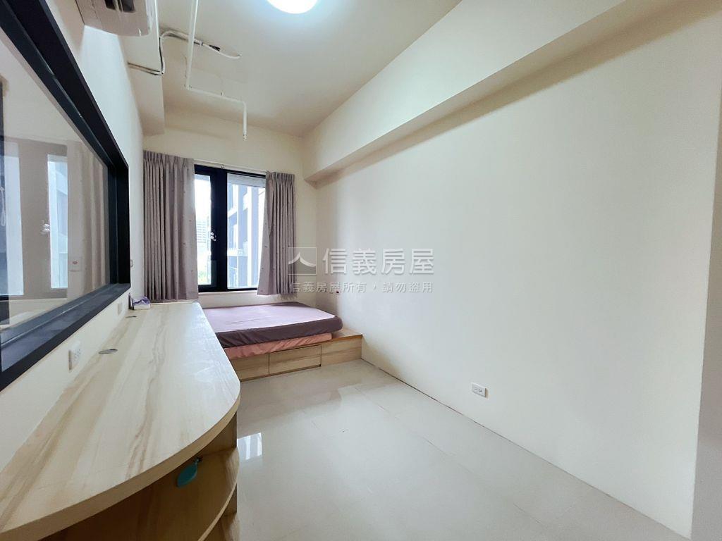 巨人稀有外棟朝南兩房房屋室內格局與周邊環境