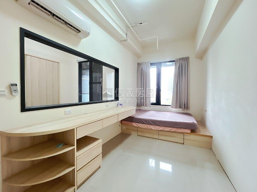 巨人稀有外棟朝南兩房房屋室內格局與周邊環境