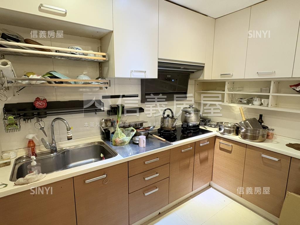 近捷運～樹海開闊雅居房屋室內格局與周邊環境