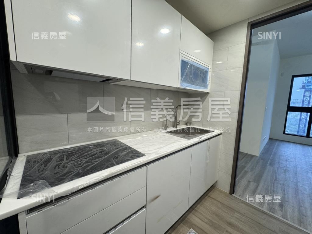央北鑫建築Ｂ１三房加車位房屋室內格局與周邊環境
