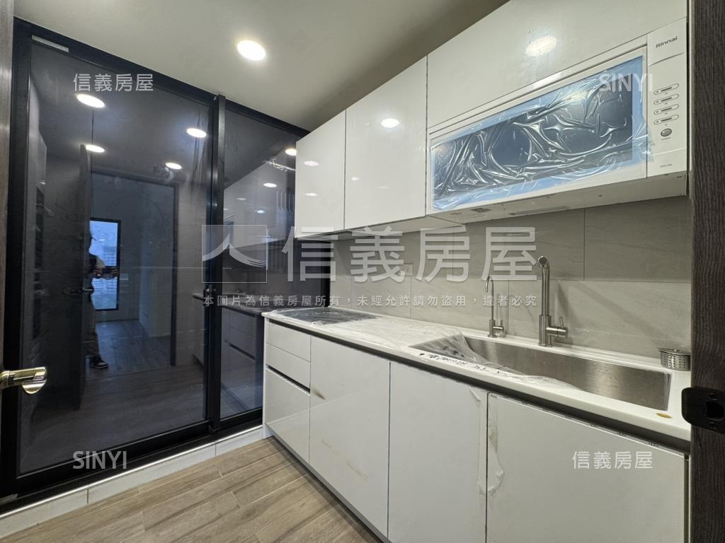 央北鑫建築Ｂ１三房加車位房屋室內格局與周邊環境