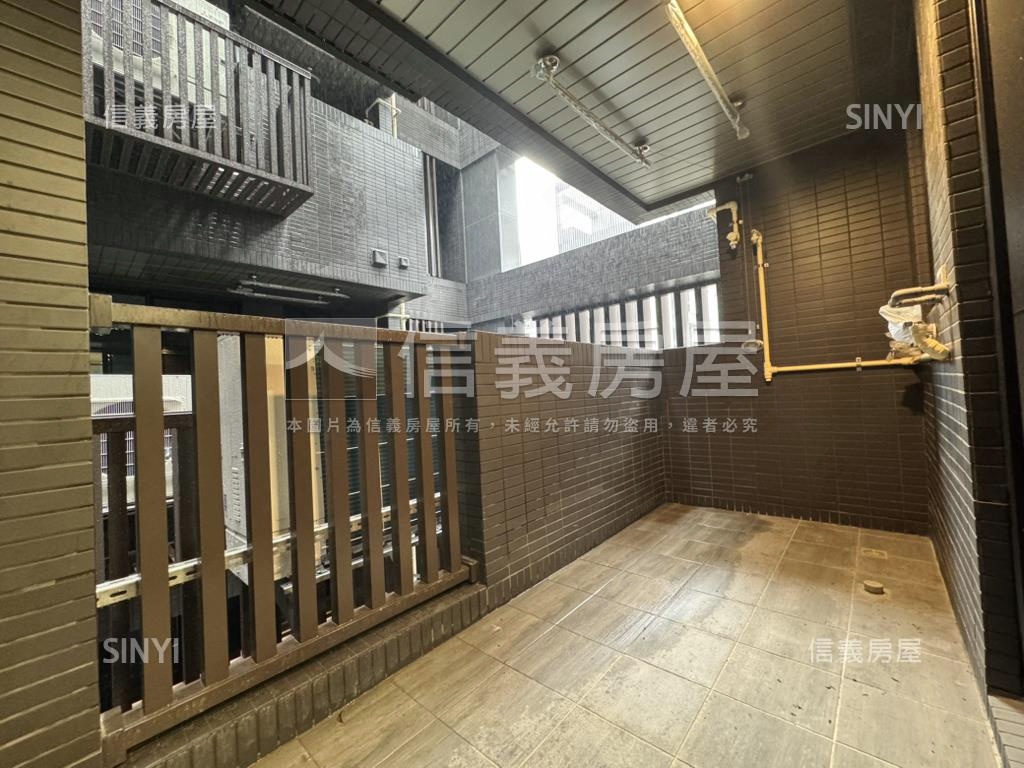 央北鑫建築Ｂ１三房加車位房屋室內格局與周邊環境