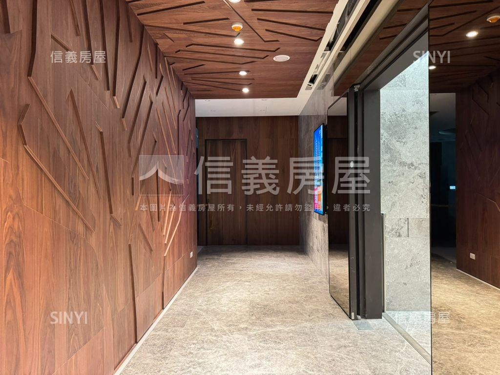 央北鑫建築Ｂ１三房加車位房屋室內格局與周邊環境