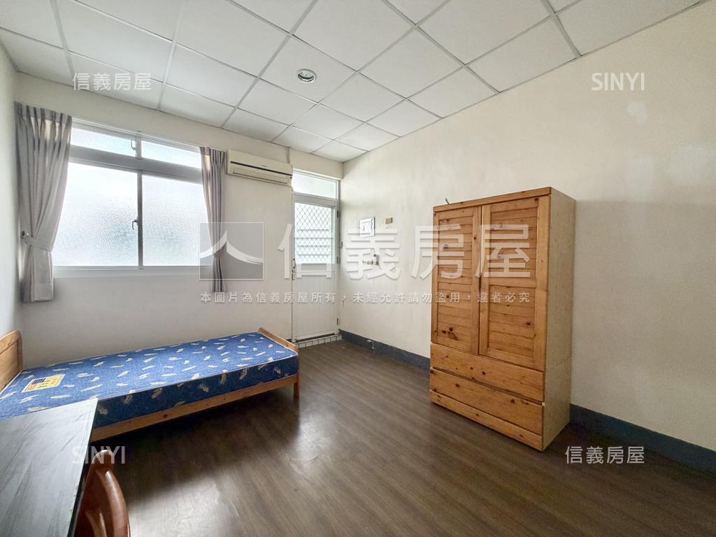 文化中心雙拼透天庭院宅房屋室內格局與周邊環境
