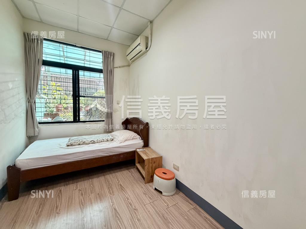 文化中心雙拼透天庭院宅房屋室內格局與周邊環境