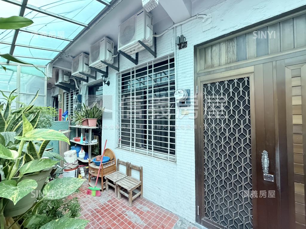 文化中心雙拼透天庭院宅房屋室內格局與周邊環境