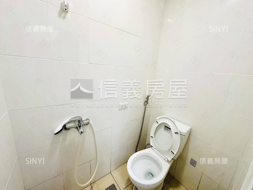獨家！面寬美妝住店辦一樓房屋室內格局與周邊環境