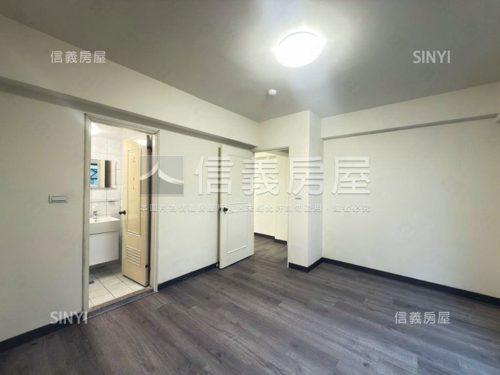 富貴小城３房華廈房屋室內格局與周邊環境