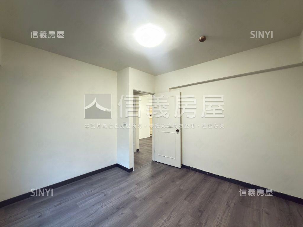 富貴小城３房華廈房屋室內格局與周邊環境