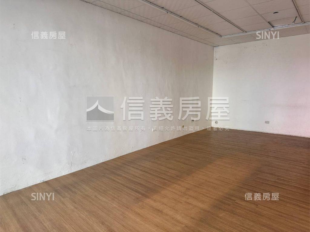 中興路大空間透店房屋室內格局與周邊環境