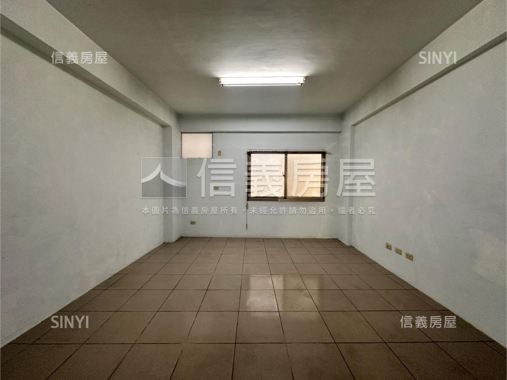 中興路大空間透店房屋室內格局與周邊環境