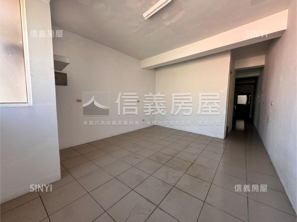 中興路大空間透店房屋室內格局與周邊環境