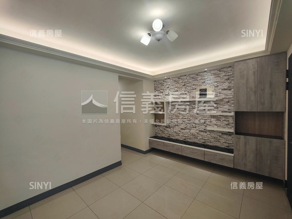 中興商圈一樓質感公寓房屋室內格局與周邊環境