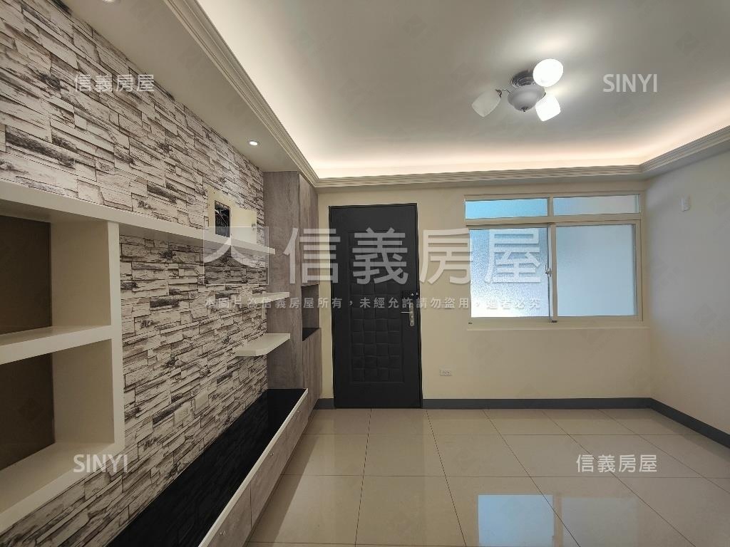 中興商圈一樓質感公寓房屋室內格局與周邊環境