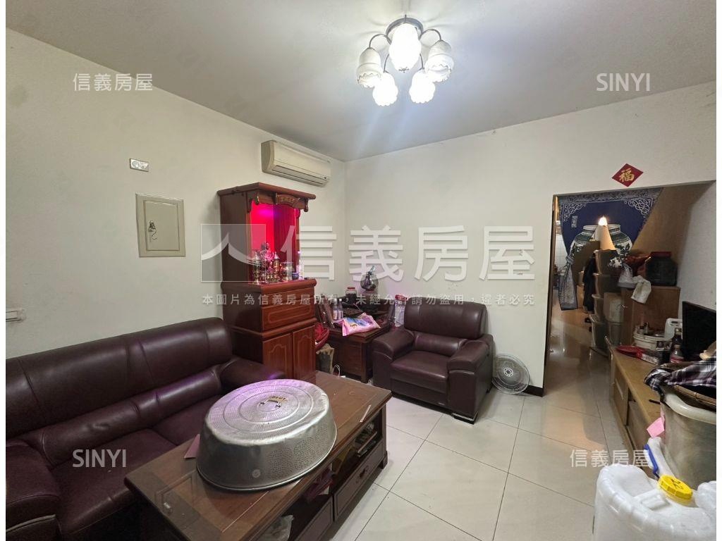 近捷運稀有黃金一樓房屋室內格局與周邊環境