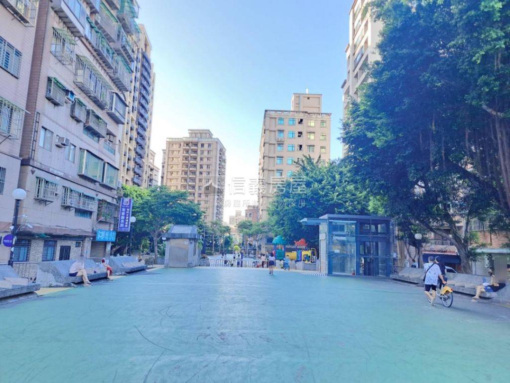 近三和國中捷運站稀有一樓房屋室內格局與周邊環境
