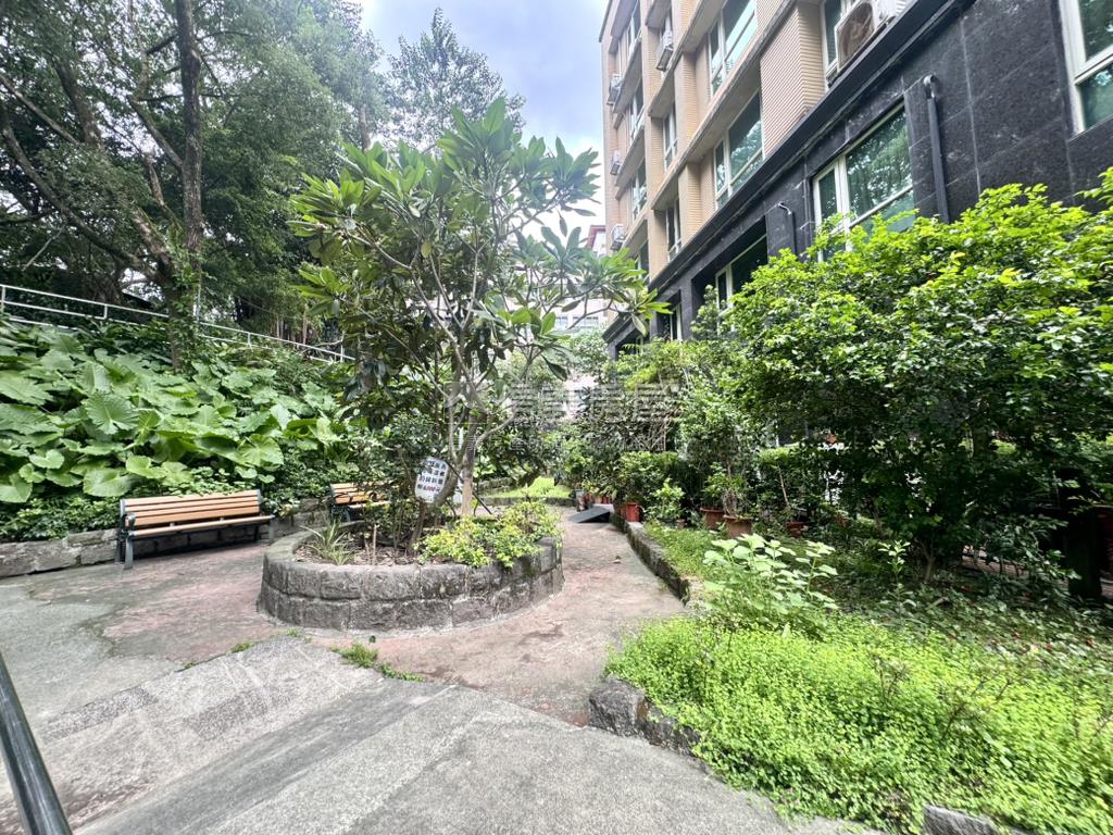 德正街方正美一樓房屋室內格局與周邊環境
