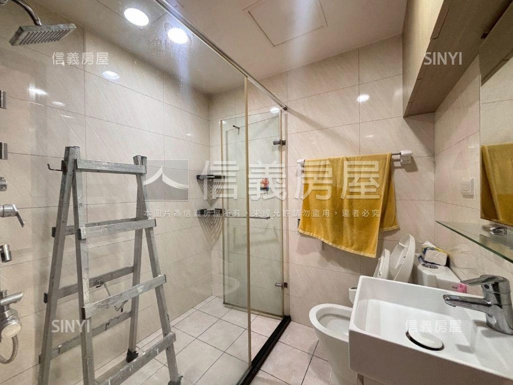 容邑優選露臺店鋪房屋室內格局與周邊環境