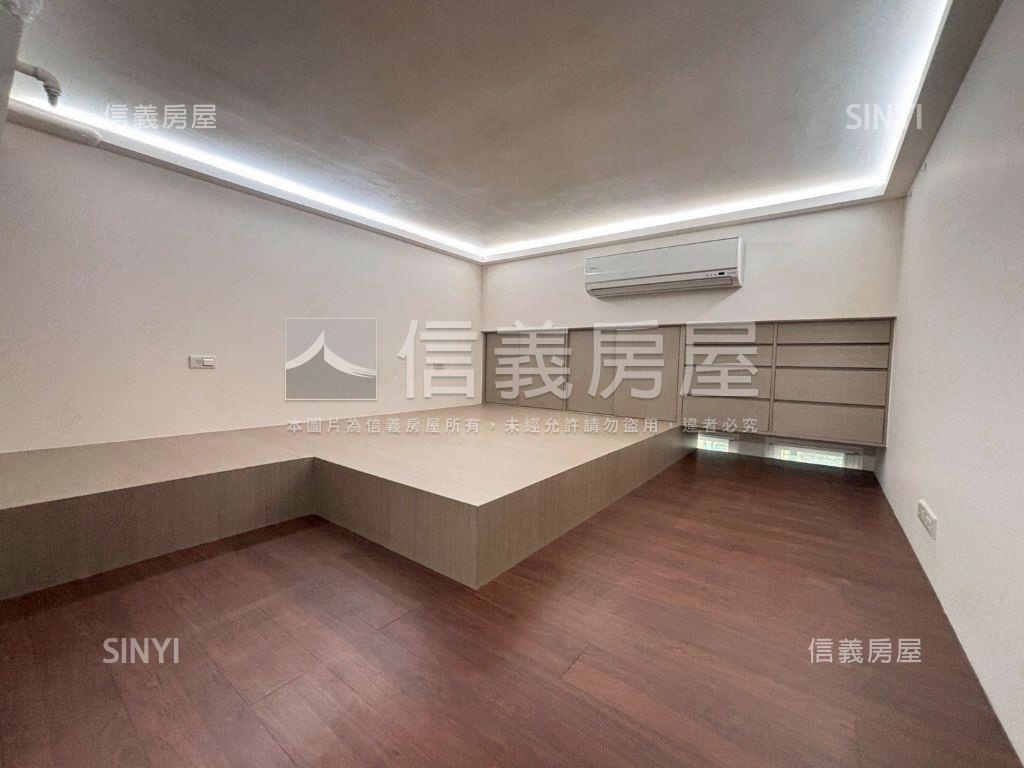 容邑優選露臺店鋪房屋室內格局與周邊環境