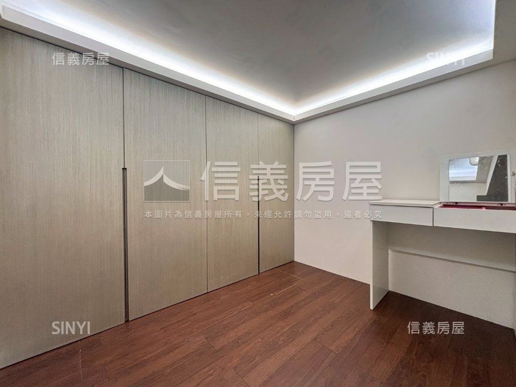 容邑優選露臺店鋪房屋室內格局與周邊環境