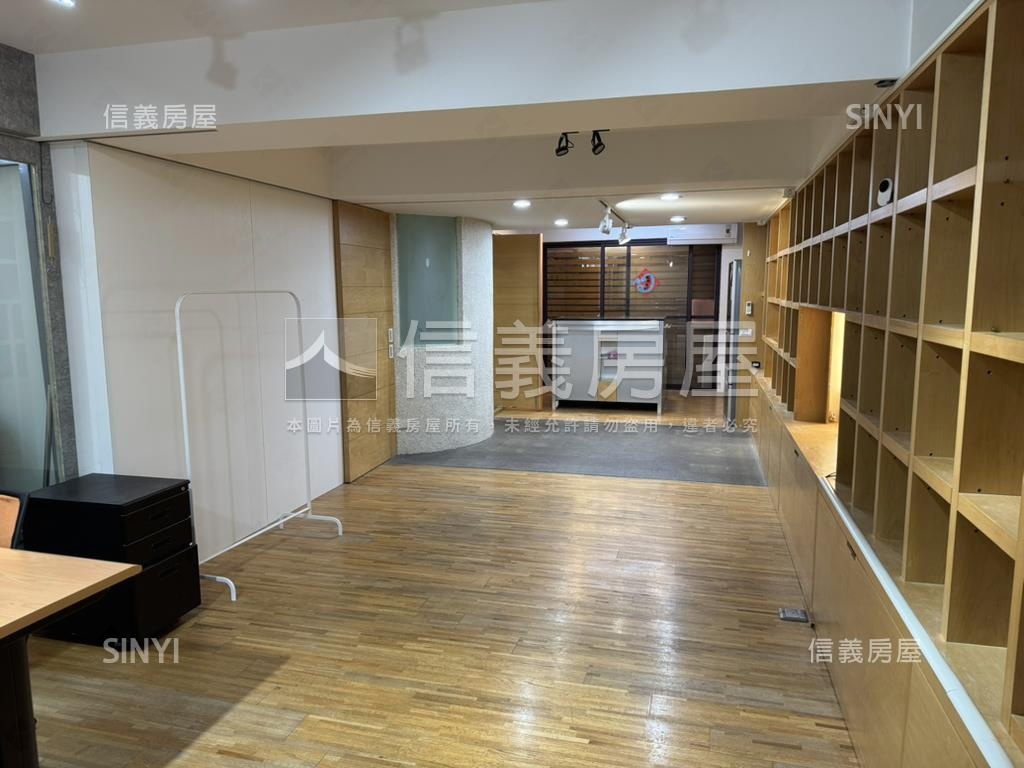 師大美妝黃金二樓房屋室內格局與周邊環境