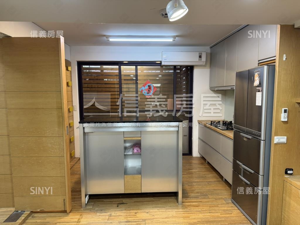 師大美妝黃金二樓房屋室內格局與周邊環境