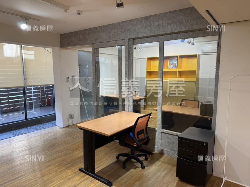 師大美妝黃金二樓房屋室內格局與周邊環境