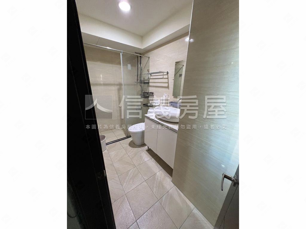 高投報率電梯三層收租房屋室內格局與周邊環境