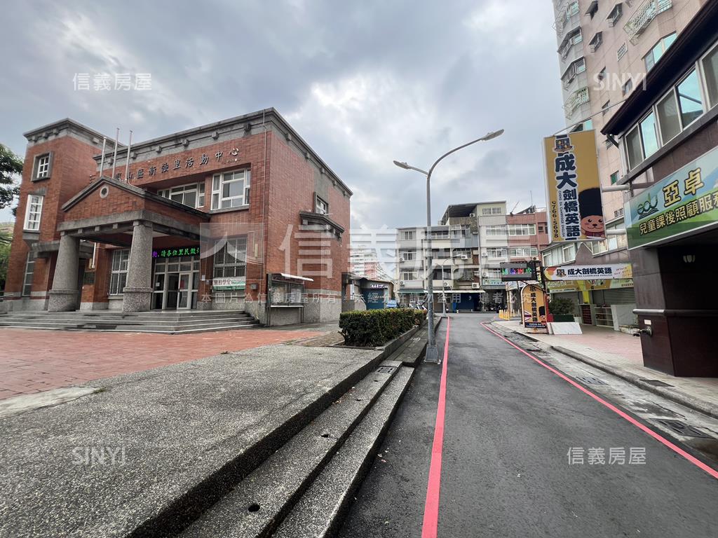 公園前‧鳳新‧補習班房屋室內格局與周邊環境