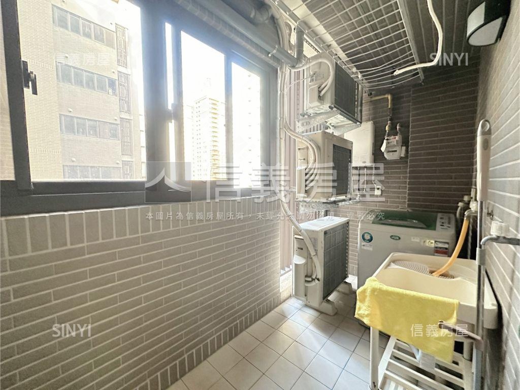 成功興隆御苑三房河岸視野房屋室內格局與周邊環境