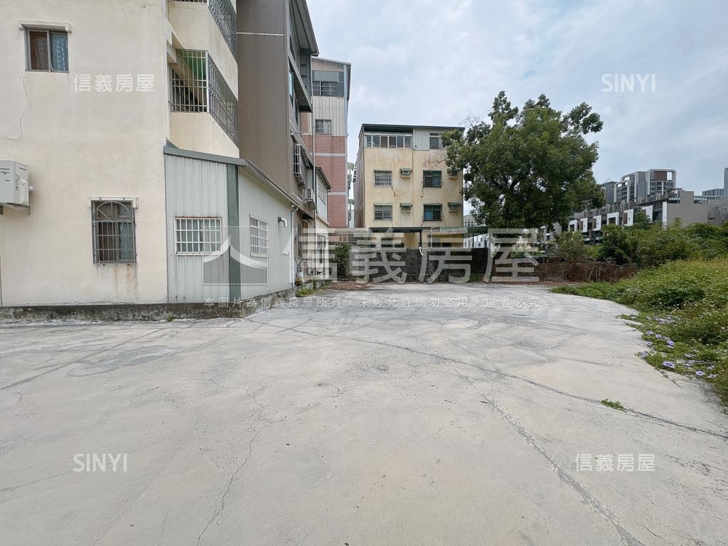 樹德商圈百坪土地稀有釋出房屋室內格局與周邊環境
