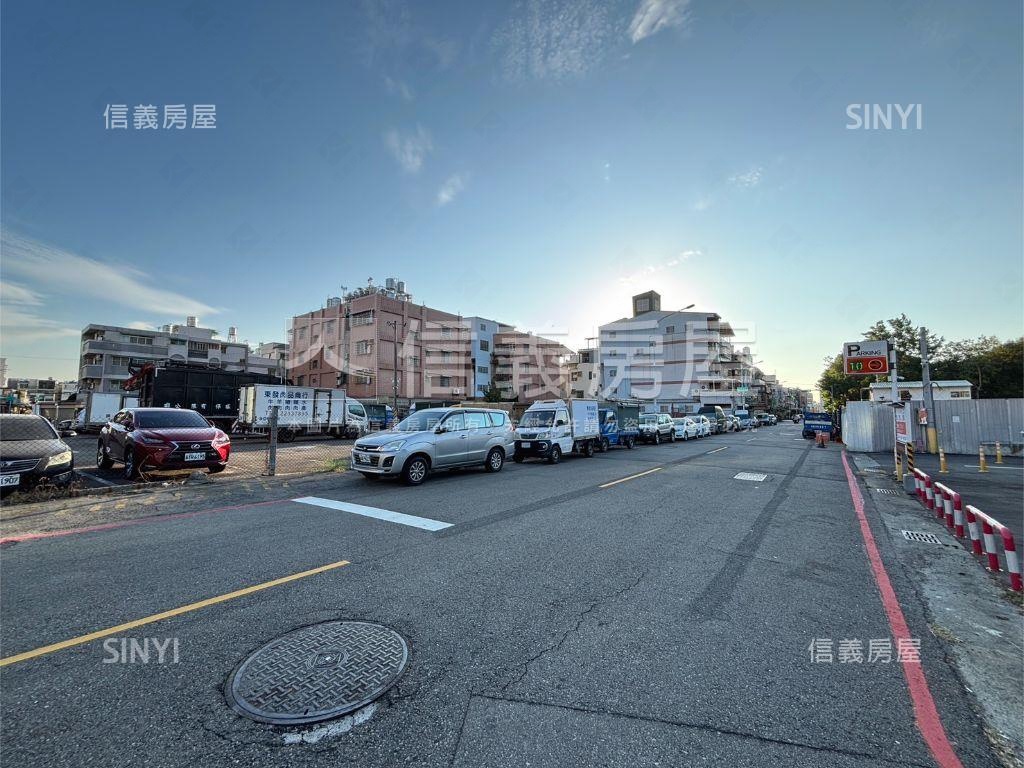 東區臨路建地房屋室內格局與周邊環境